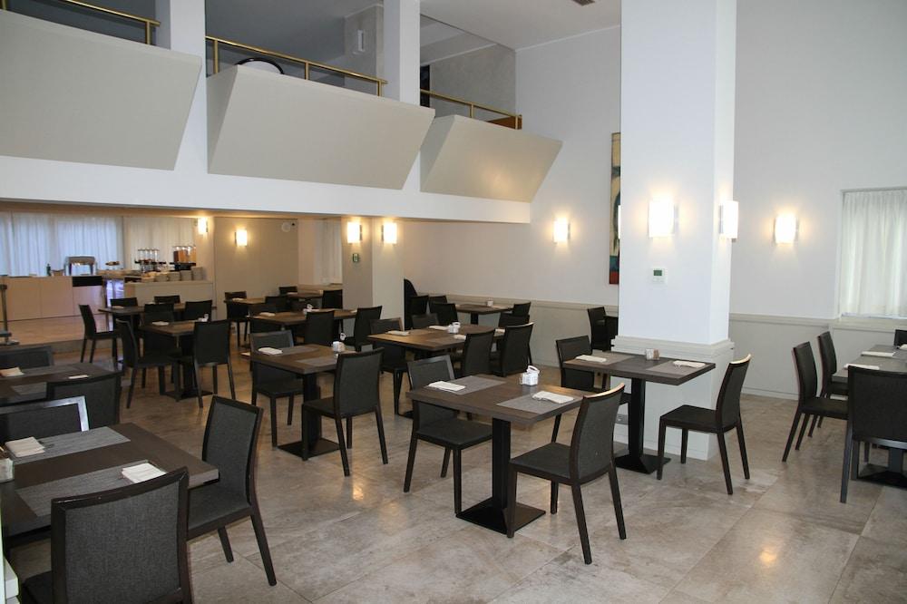 Hotel Côme Esterno foto