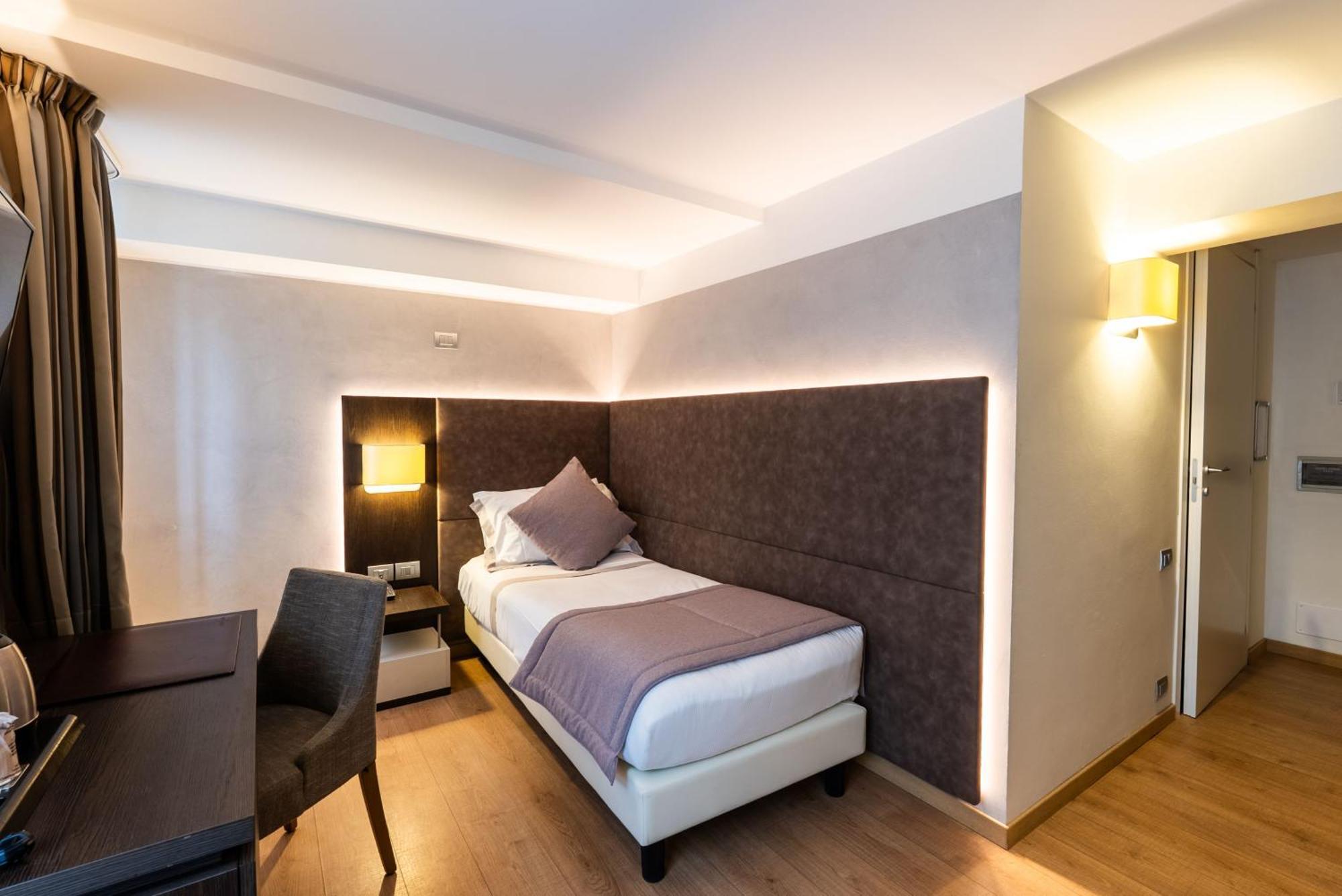 Hotel Côme Esterno foto