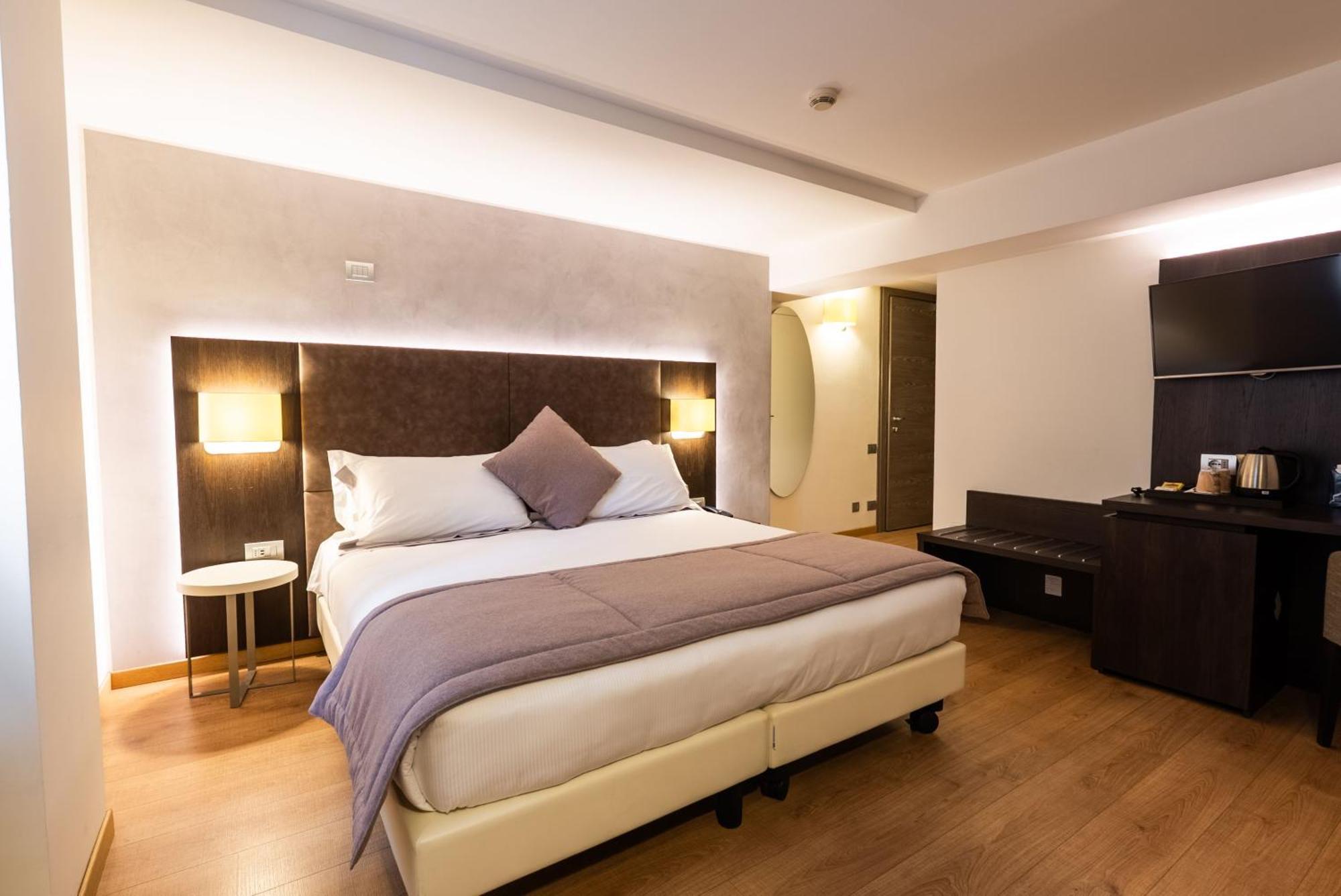 Hotel Côme Esterno foto