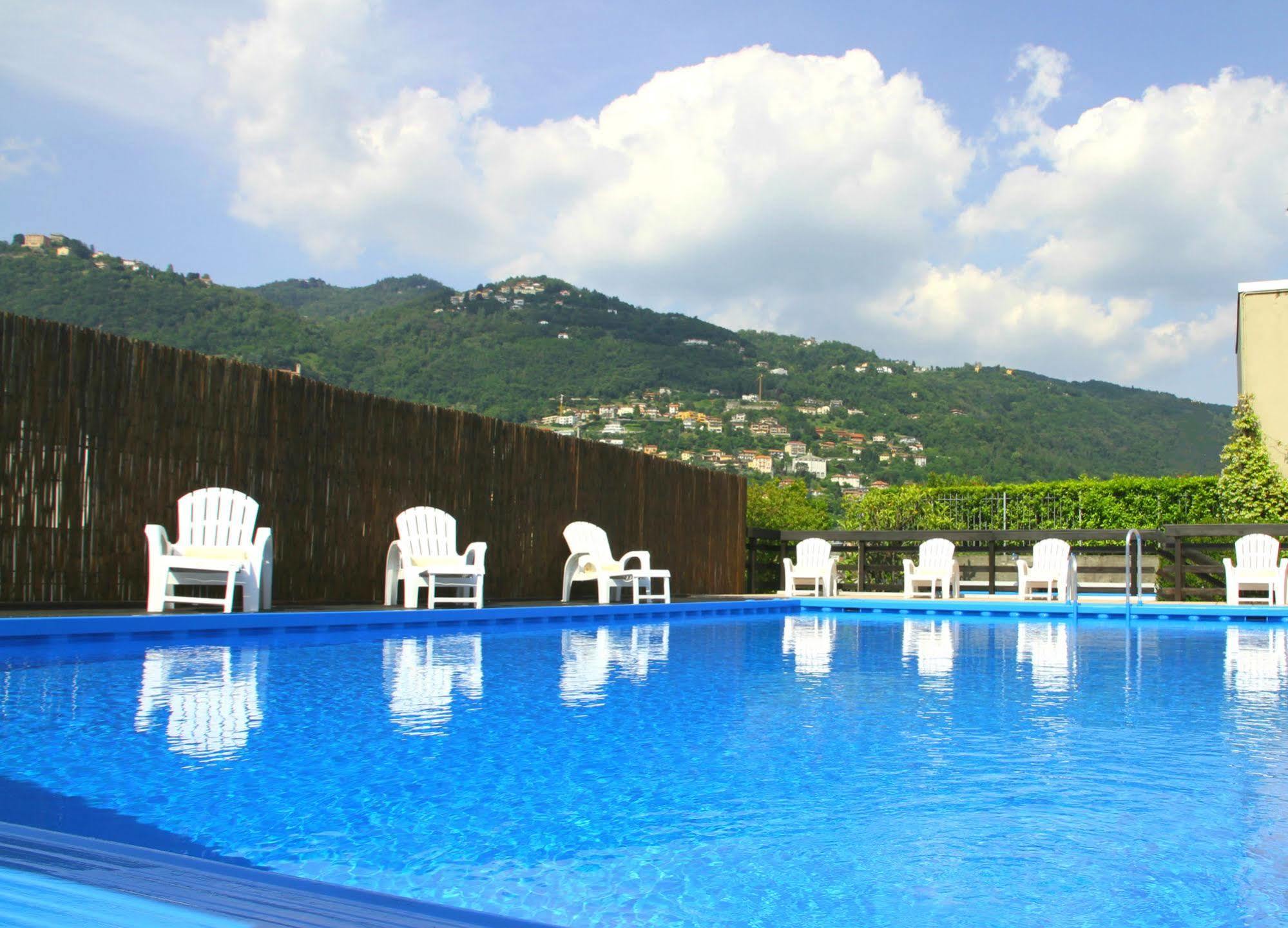 Hotel Côme Esterno foto